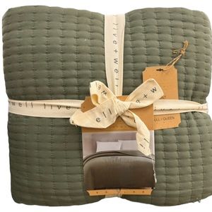 Live Well Green Morning Moss Queen Quilt NEW with Tags 90”x90”